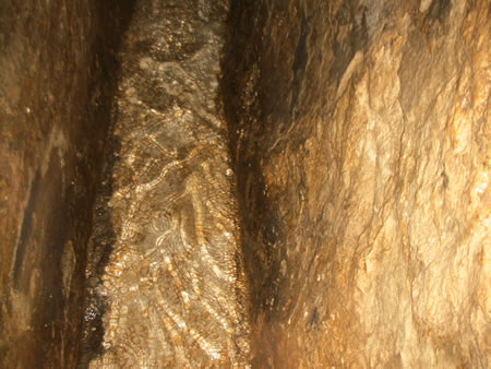 Hezekiah's Tunnel running with water yet today